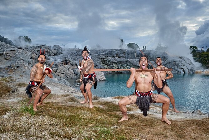 Private Tour[2 Days]: Te Puia & Waimangu Volcanic Valley Combo - Guest Conduct and Alcohol Policy