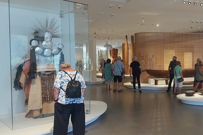 Private Tours of Tahiti by Lydia. Full or Half Day - Who Will Love This Tour?