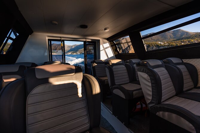 Private Tours to Elaphite Islands by UFO BOAT - Boat Features