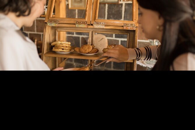 Private Traditional Coffee And Dessert Making Activity - Meeting Information