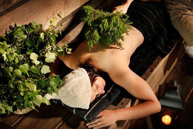 Private Traditional Lakeside Sauna With Midnight Sun - Midnight Sun Atmosphere