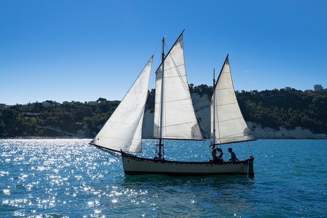 Private Traditional Sailboat Tour With Lunch in Numana - Meeting and Departure Details