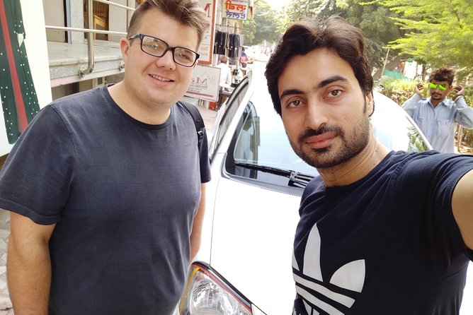 Private Transfer Agra to Jaipur via Fatehpur Sikri And Stepwell - Customer Feedback and Ratings