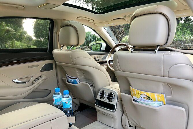 Private transfer Airport, Hotels, Pensions, Ferry, Restaurants - The Vehicle and Amenities