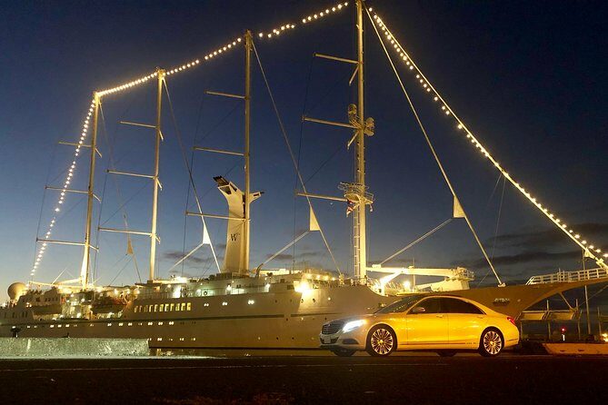Private transfer Airport, Hotels, Pensions, Ferry, Restaurants - Who Is This Service Best For?