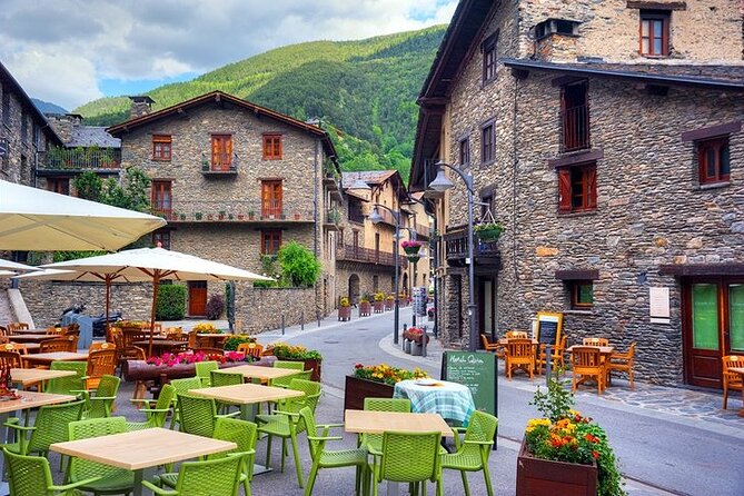 Private Transfer: Andorra La Vella to Barcelona by Luxury Van - Operational Details