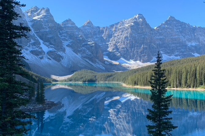 Private Transfer: Banff or Canmore to Calgary - Trailer Availability for Large Groups