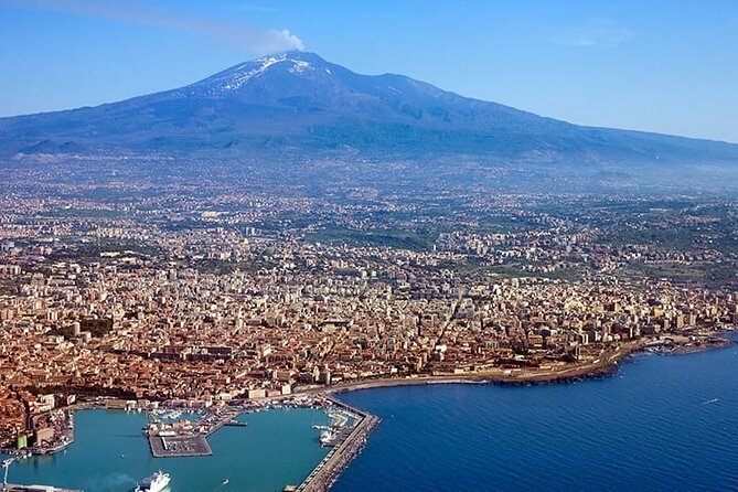 Private Transfer Between Catania Airport and Taormina (One Way) - Vehicle and Amenities