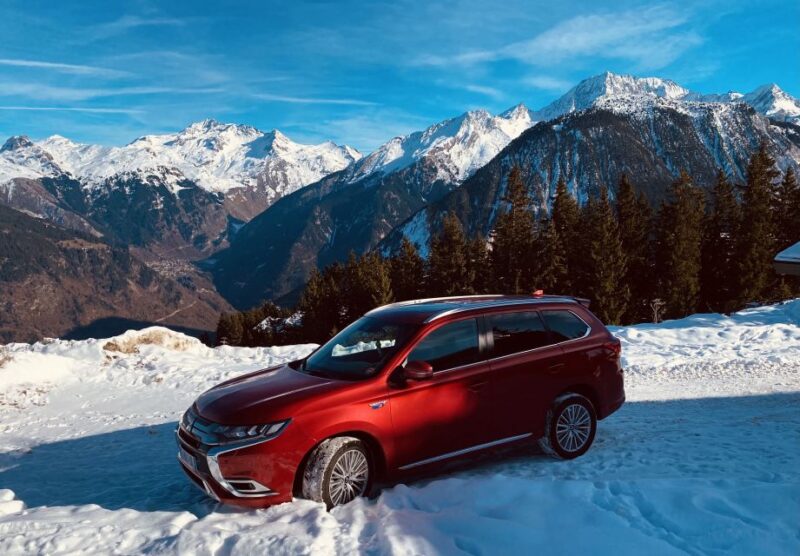 Private Transfer Between Courchevel and Geneva - Logistics