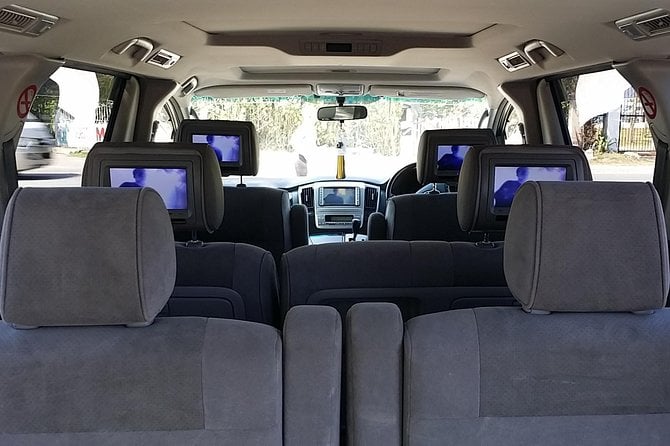 Private Transfer Between Montego Bay Airport And Falmouth - Transportation Options