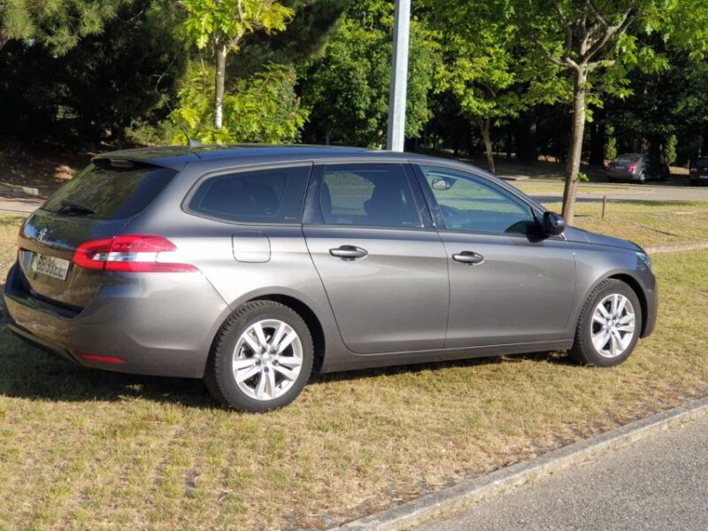 Private Transfer Between Porto and Algarve With 1 Stop - Key Points