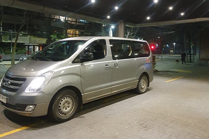 Private Transfer Between Santiago and the Airport - Pickup and Meeting Points
