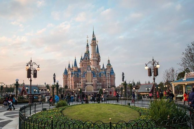 Private Transfer Between Shanghai Disneyland and City Hotel - Transfer Details