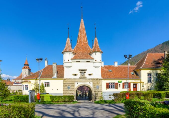 Private Transfer Bucharest to Brasov or Vice Versa - Frequently Asked Questions
