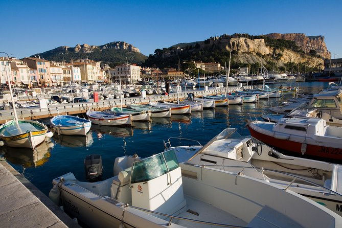 Private Transfer by Car: Marseille Airport to / From Cassis-La Ciotat - Booking and Cancellation