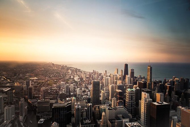 Private Transfer Chicago Airport to Chicago by Luxury Car or SUV - Pricing and Availability