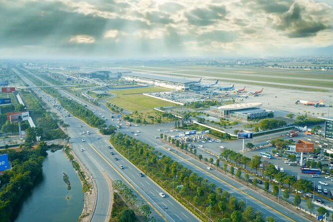 Private Transfer Danang Airport - Hotels in Hoi an Town - Driver and Vehicle Information