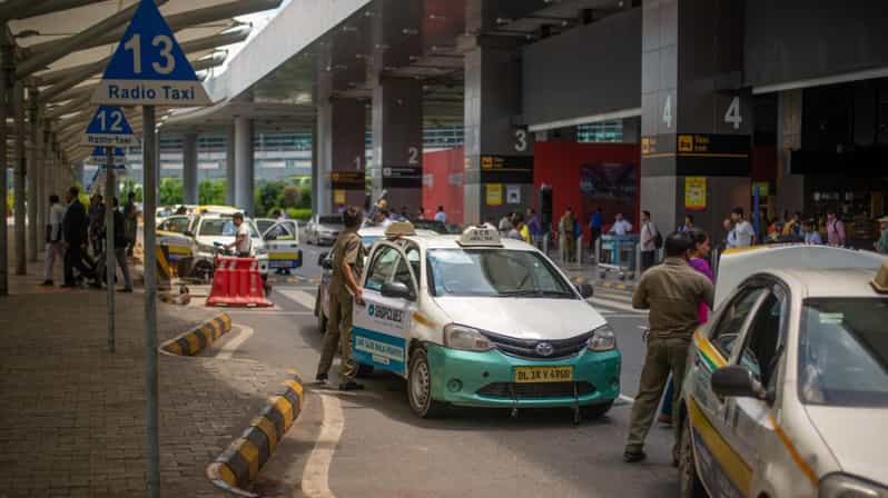 Private Transfer- Delhi - Jaipur - Agra by ( Sedan/SUV/MUV ) - Vehicle Options