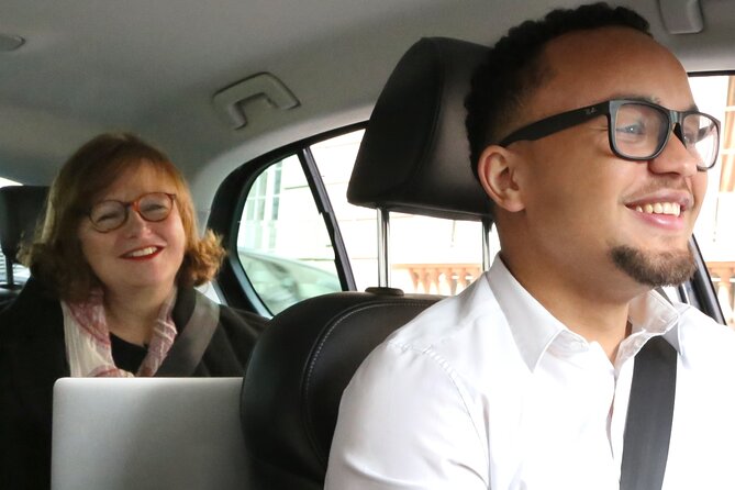 Private Transfer DSS AIBD Airport - Saly Zone (Two Directions) - Pickup and Drop-off