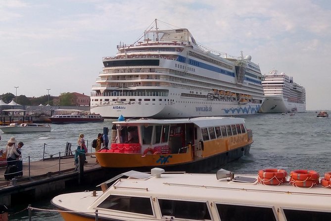 Private Transfer Explorer of the Seas Ravenna Cruise Port to Venice Airport - Meeting Points