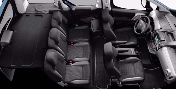 Private Transfer Fátima to Lisbon Airport - Restrictions and Regulations