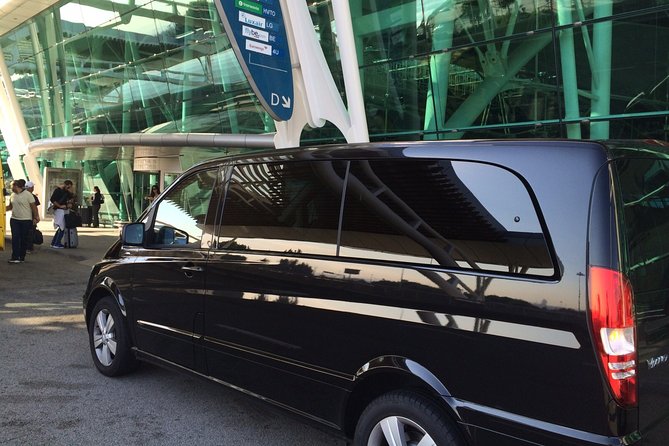 Private Transfer From a Coruña Airport to a Coruña City - Transportation Amenities