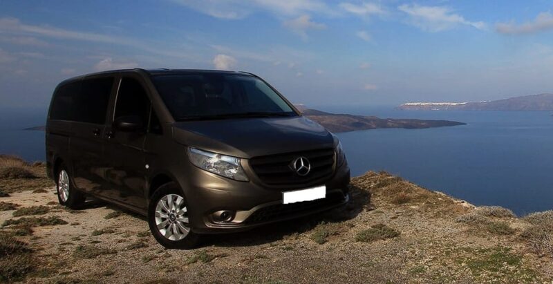 Private Transfer From/ Airport 1 Way - Flexible Cancellation and Modifications
