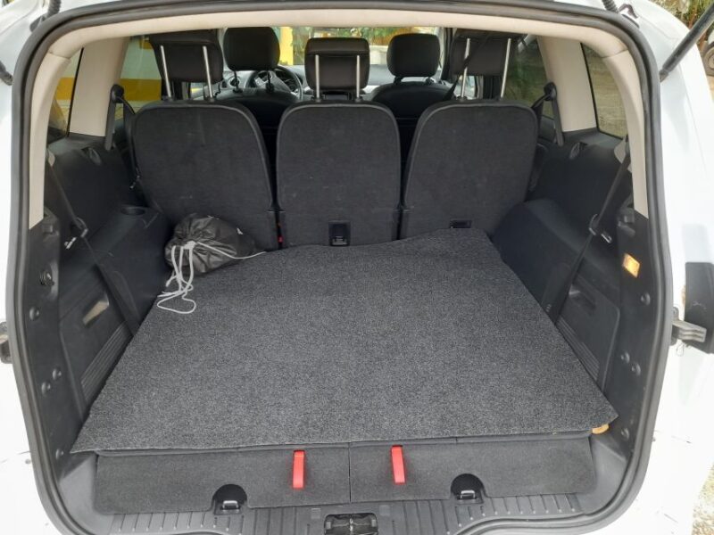 Private Transfer From Algarve to Sevilha By 8 Seats Minibus - Transfer Details