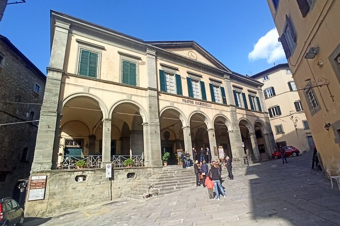 PRIVATE TRANSFER: From Assisi to Florence With Stops in Cortona & Montepulciano - Wine Tasting Experiences