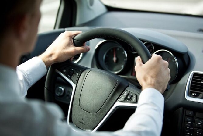Private Transfer From Barcelona Airport to City - Overview and Service Features