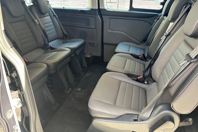 Private Transfer From Barcelona Airport to City - Vehicle and Transportation Details