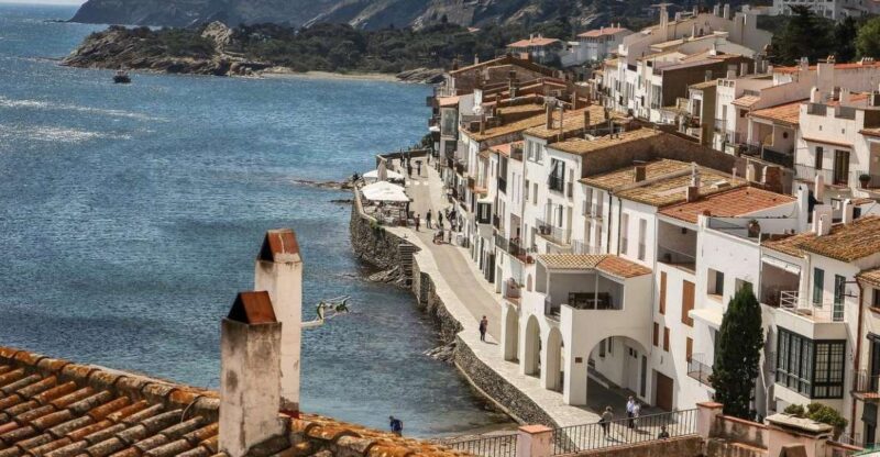 Private Transfer From Barcelona to Cadaques - Familiar With the Route