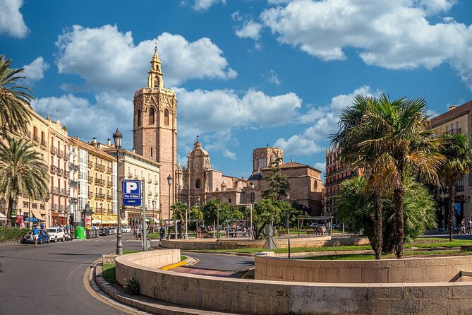 Private Transfer From Barcelona To Valencia With a 2 Hour Stop - Frequently Asked Questions
