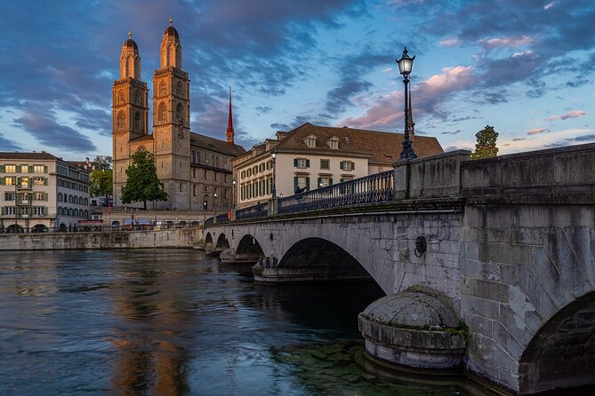 Private Transfer From Basel to Zurich With 3h Sightseeing Stops - Vehicle and Amenities Provided