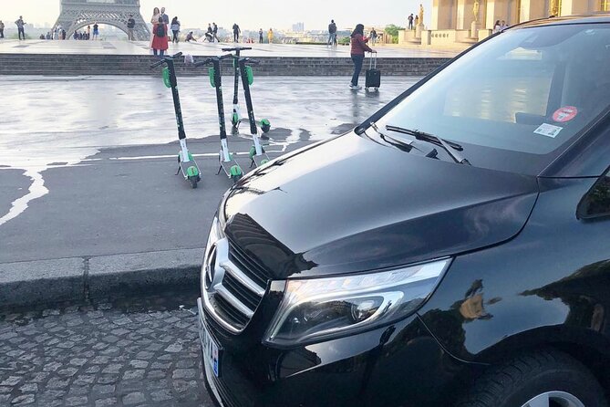 Private Transfer From Beauvais Airport (Bva) to Disneyland Paris - Bottled Water and WiFi