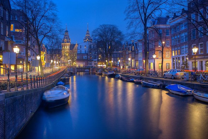 Private Transfer From Berlin to Amsterdam With 2 Hours for Sightseeing - Sightseeing Stop Options