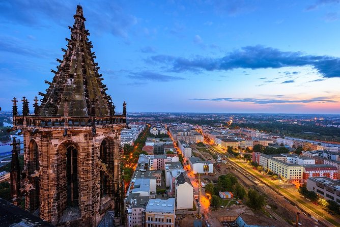 Private Transfer From Berlin to Amsterdam With 2 Hours for Sightseeing - Booking and Reservation Process