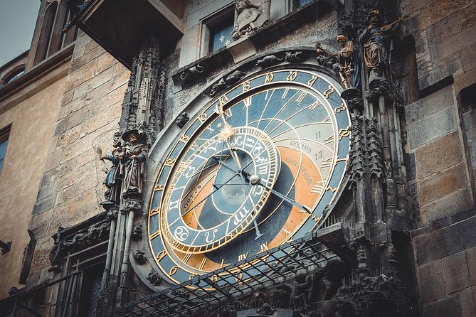 Private Transfer From Berlin to Prague With 4h of Sightseeing - Traveler Feedback and Ratings