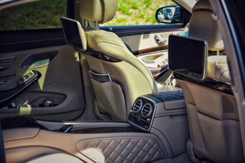 Private Transfer From Brussels to Amsterdam - Vehicle and Comfort