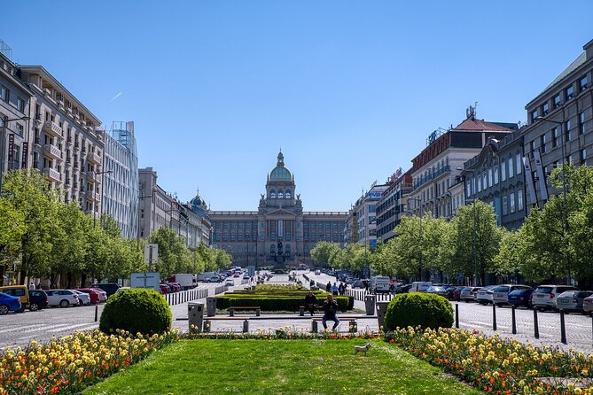 Private Transfer From Budapest to Prague With 2 Hours for Sightseeing - Overview of the Transfer