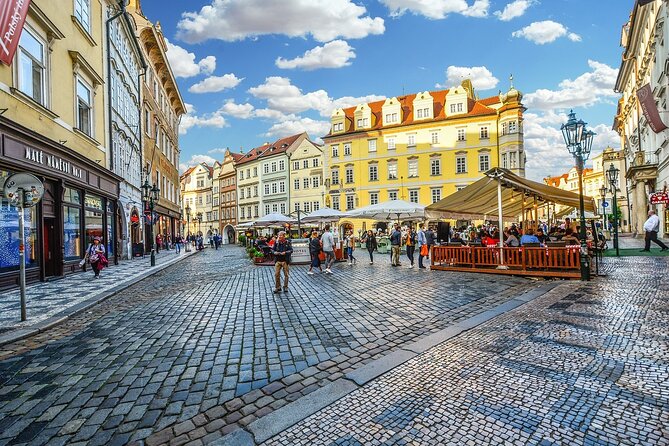 Private Transfer From Budapest to Prague With 2 Hours for Sightseeing - Customer Support and Feedback