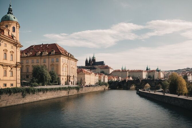 Private Transfer From Budapest to Prague With a Sightseeing Stop in Kutna Hora - Exploring Kutna Hora