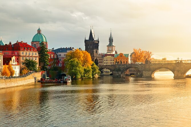 Private Transfer From Budapest to Prague With a Sightseeing Stop in Kutna Hora - Comfortable and Air-Conditioned Transport