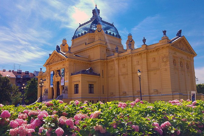 Private Transfer From Budapest to Zagreb With 2 Hours for Sightseeing - Key Points
