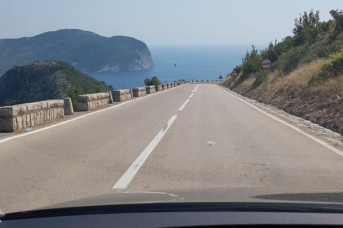 Private Transfer From Budva to Podgorica Airport and City - Service Overview