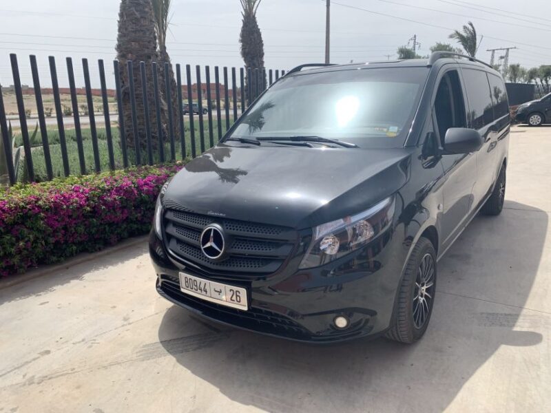 Private Transfer From Casablanca Airport to Marrakech - Driver and Experience