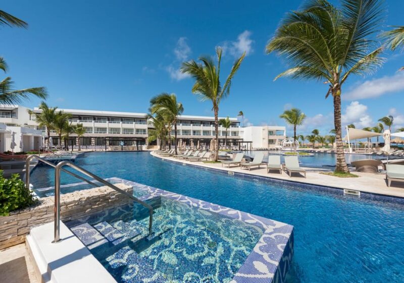 Private Transfer From Chic by Royalton to SDQ - Key Points