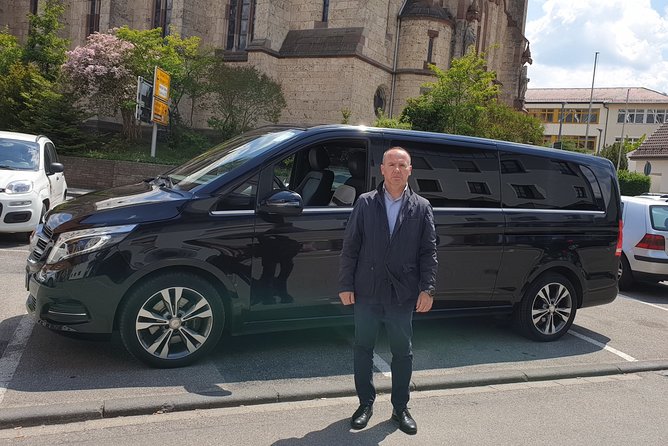 Private Transfer From Civitavecchia Port to Fiumicino Airport Van Mercedes V - Service Features