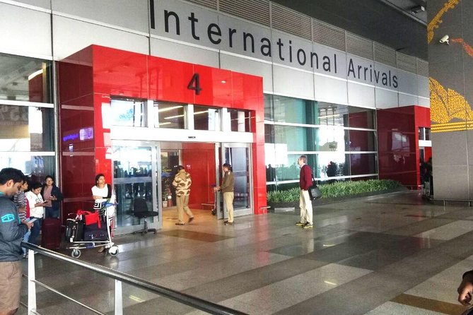 Private Transfer From Delhi Airport to Hotel in New Delhi - Key Points