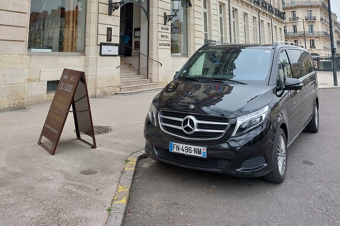 Private Transfer From Disneyland Paris to CDG or ORY Airport - Pricing and Booking